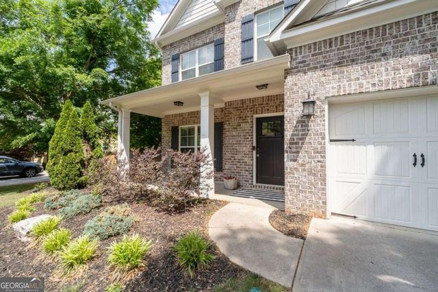 1051 Mclinden Avenue SE, Smyrna, GA 30080