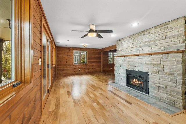 420 McCarrons Boulevard S, Roseville, MN 55113