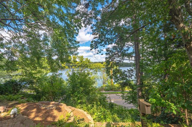 420 McCarrons Boulevard S, Roseville, MN 55113