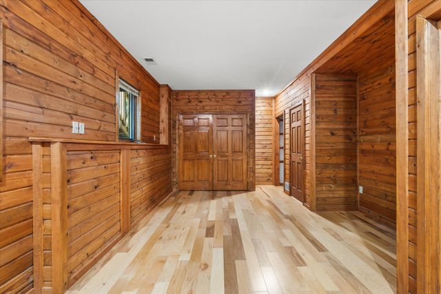 420 McCarrons Boulevard S, Roseville, MN 55113