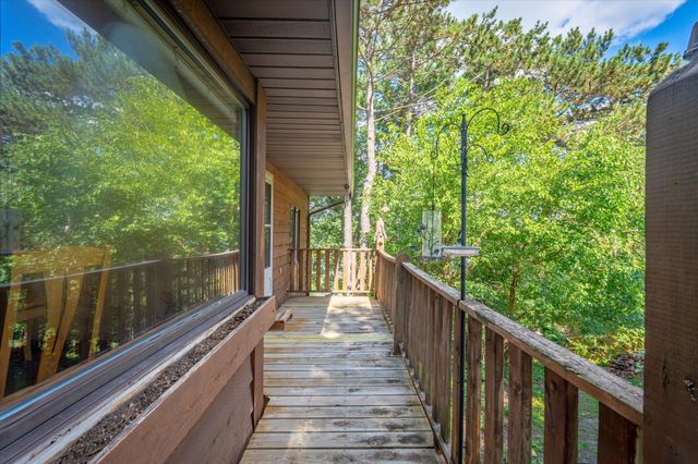 420 McCarrons Boulevard S, Roseville, MN 55113