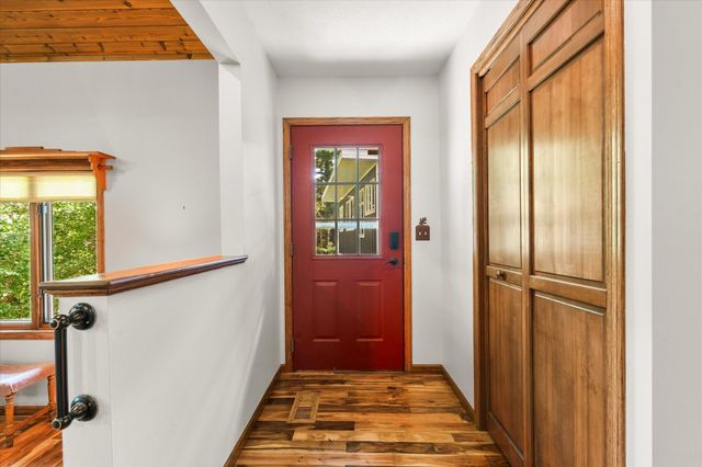 420 McCarrons Boulevard S, Roseville, MN 55113
