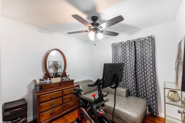 11118 Plumridge Boulevard, Sterling Heights, MI 48313