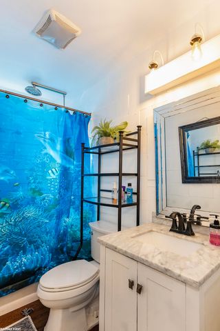 11118 Plumridge Boulevard, Sterling Heights, MI 48313