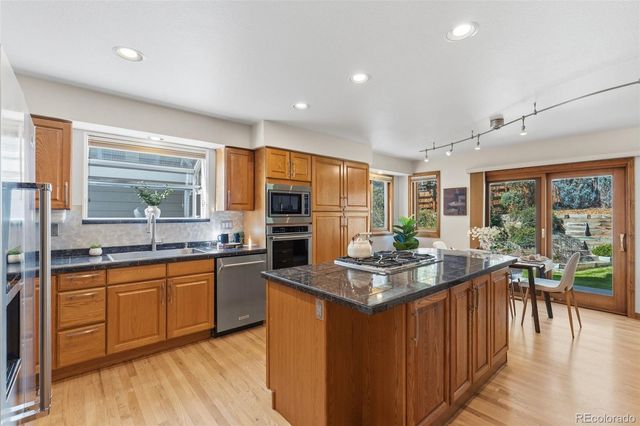 7 Bridlegate Lane, Littleton, CO 80127