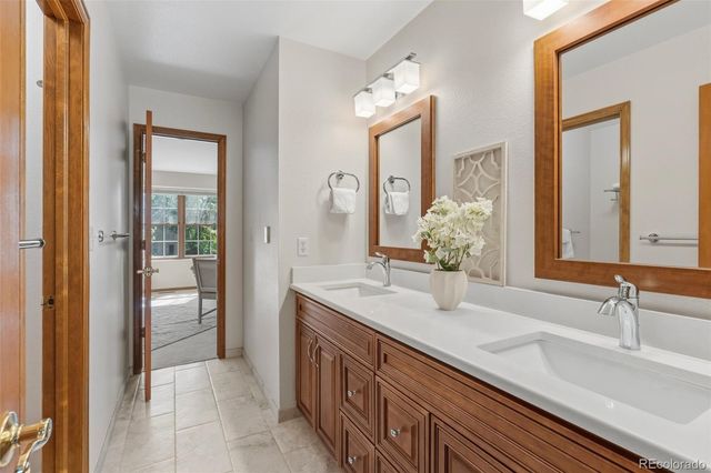 7 Bridlegate Lane, Littleton, CO 80127