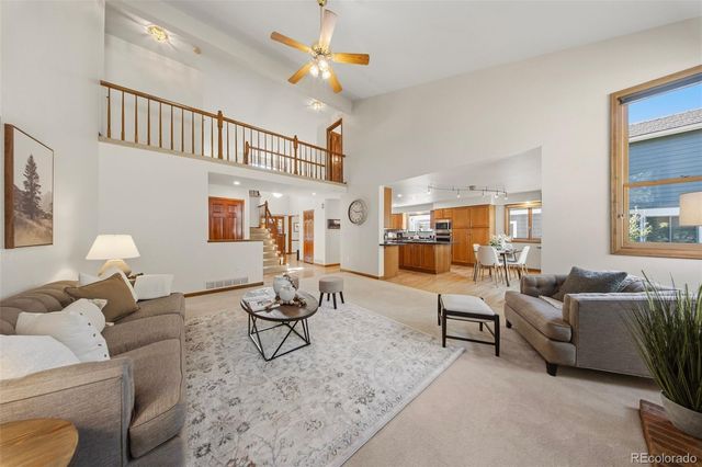 7 Bridlegate Lane, Littleton, CO 80127