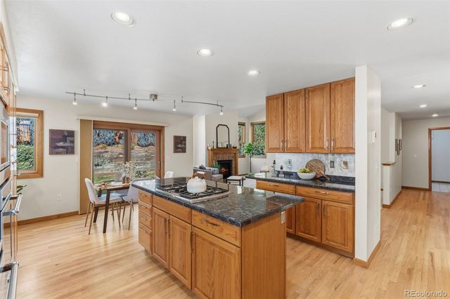 7 Bridlegate Lane, Littleton, CO 80127