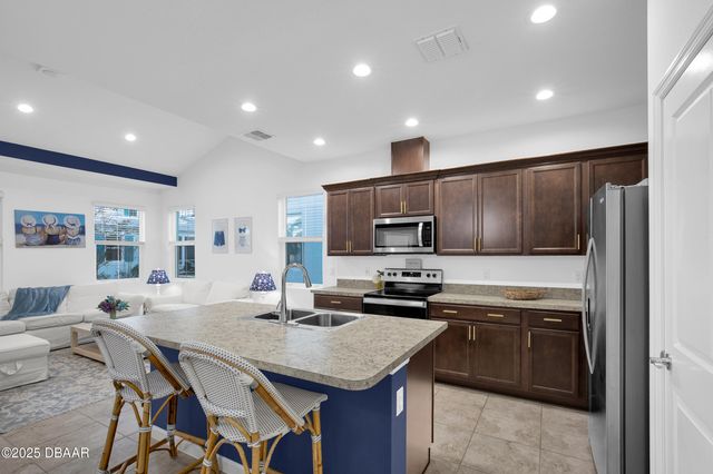 317 Pop Top Lane, Daytona Beach, FL 32124