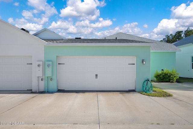 317 Pop Top Lane, Daytona Beach, FL 32124