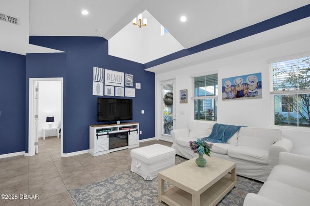 317 Pop Top Lane, Daytona Beach, FL 32124