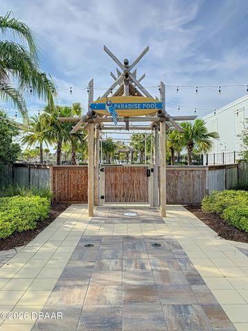 317 Pop Top Lane, Daytona Beach, FL 32124