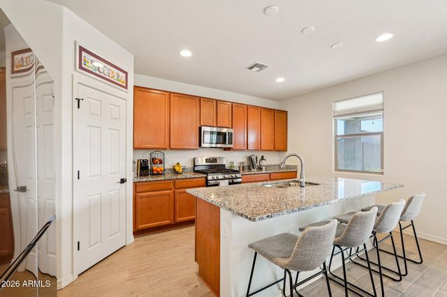 5733 W ODEUM Lane, Phoenix, AZ 85043