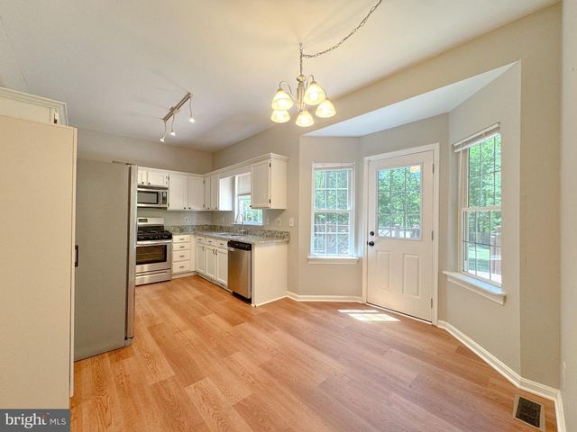 39 RALLYE LN, Fredericksburg, VA 22405