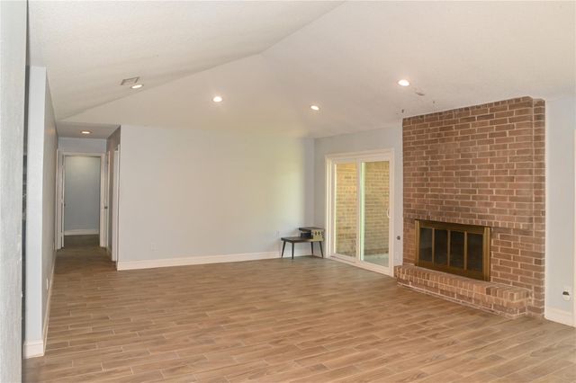 5254 N Braeswood Boulevard, Houston, TX 77096