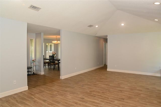 5254 N Braeswood Boulevard, Houston, TX 77096