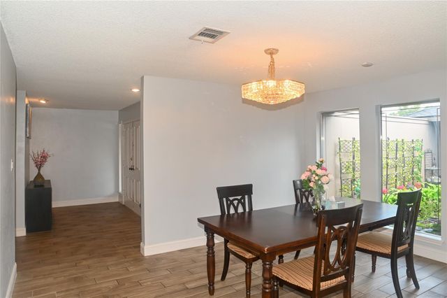 5254 N Braeswood Boulevard, Houston, TX 77096