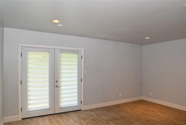 5254 N Braeswood Boulevard, Houston, TX 77096
