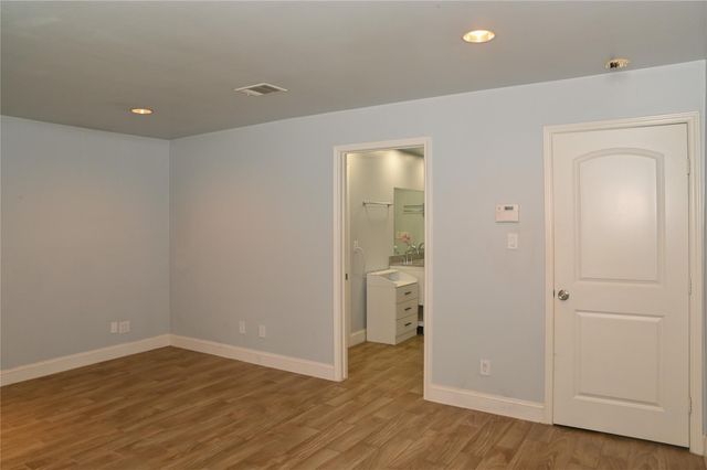 5254 N Braeswood Boulevard, Houston, TX 77096