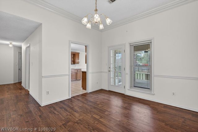 1611 Somerset Way, Van Buren, AR 72956