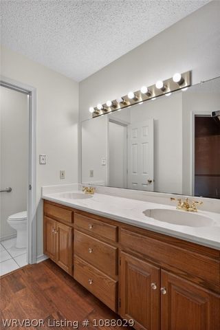 1611 Somerset Way, Van Buren, AR 72956