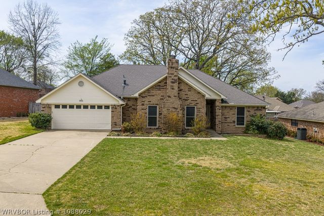 1611 Somerset Way, Van Buren, AR 72956