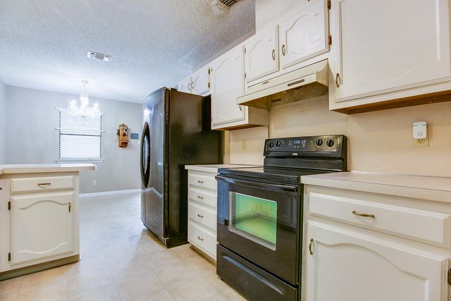 2702 1st Atlas Street, San Angelo, TX 76905