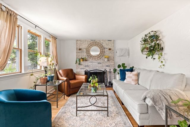 21 Chandler Avenue, Walpole, MA 02081
