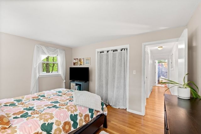 21 Chandler Avenue, Walpole, MA 02081