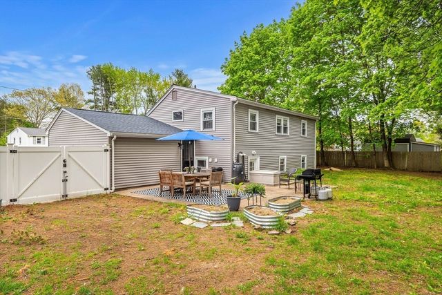 21 Chandler Avenue, Walpole, MA 02081