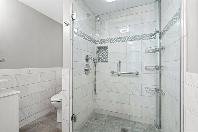 21 Chandler Avenue, Walpole, MA 02081