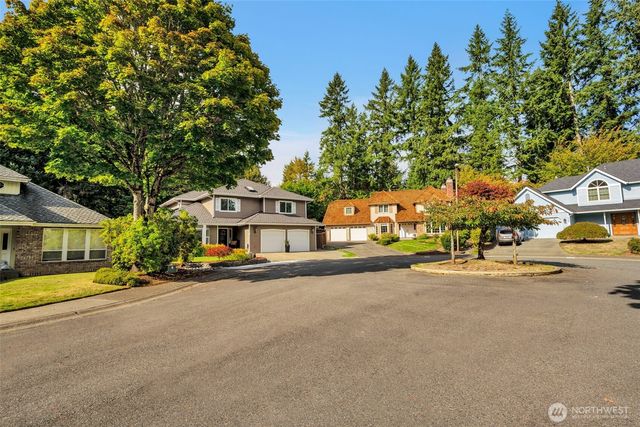 6121 140th Court NE, Redmond, WA 98052