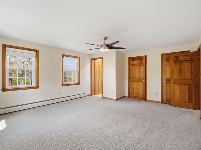 26 Nevada Rd, Tyngsborough, MA 01879