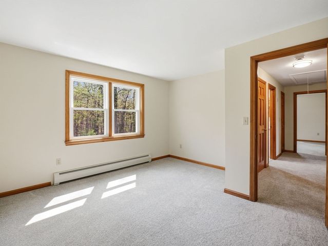 26 Nevada Rd, Tyngsborough, MA 01879