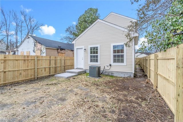 2503 Azalea AVE, Portsmouth, VA 23704