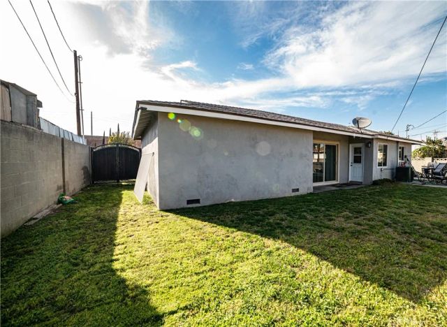 1408 N Buckingham Street, Anaheim, CA 92801