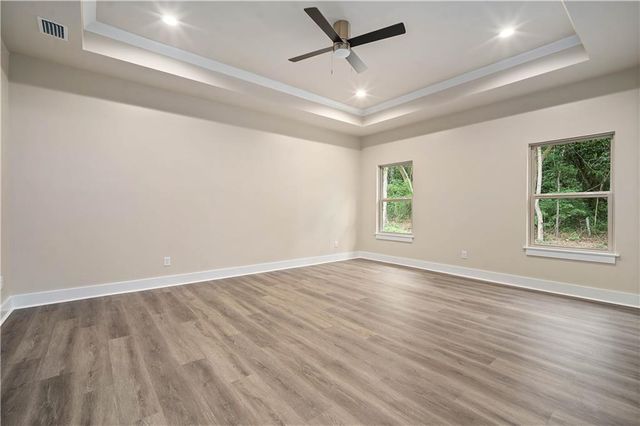 7032 Country Oaks Drive N, Irvington, AL 36544