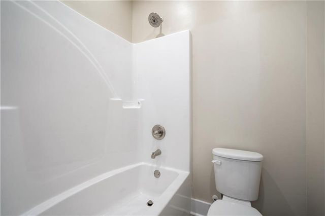 7032 Country Oaks Drive N, Irvington, AL 36544