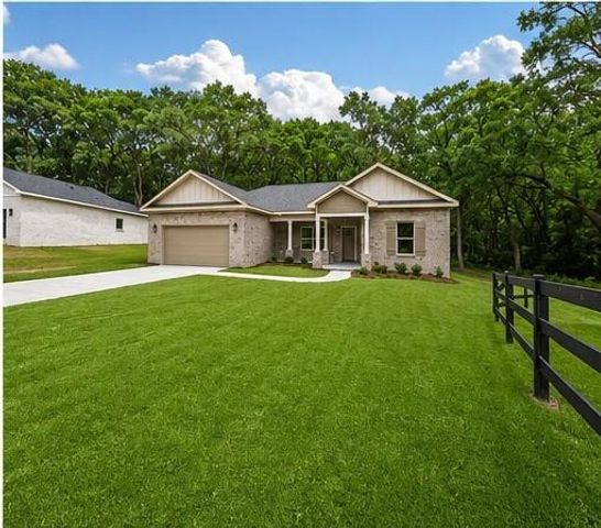 7032 Country Oaks Drive N, Irvington, AL 36544