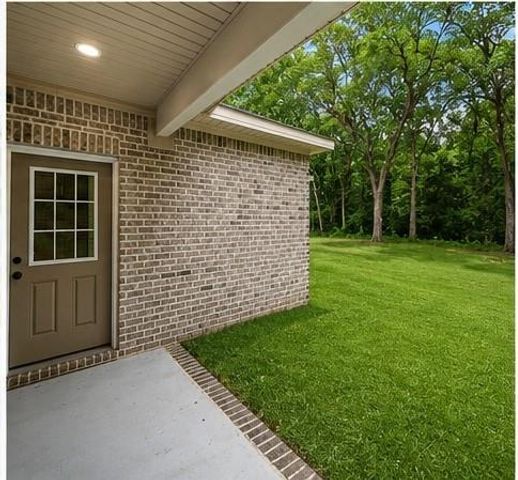 7032 Country Oaks Drive N, Irvington, AL 36544