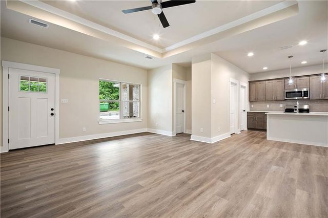 7032 Country Oaks Drive N, Irvington, AL 36544