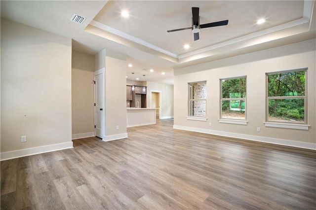 7032 Country Oaks Drive N, Irvington, AL 36544