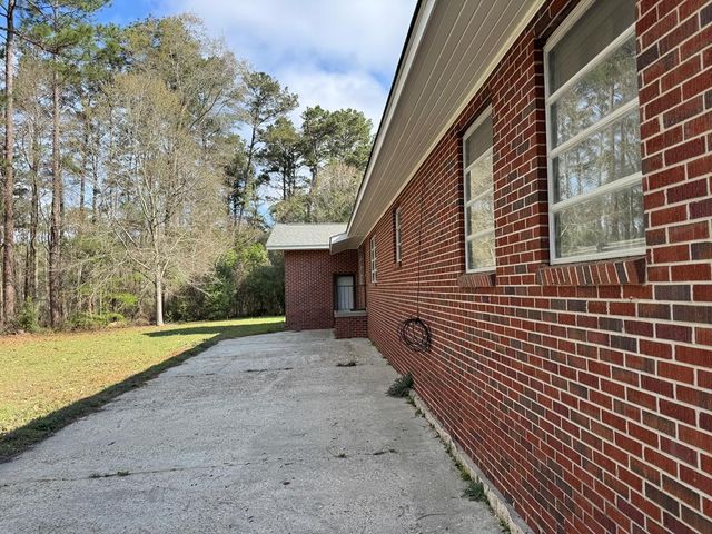 1620 Campbellton Hwy, Dothan, AL 36301