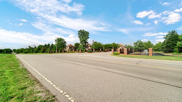 10621 Erie Drive, Crown Point, IN 46307