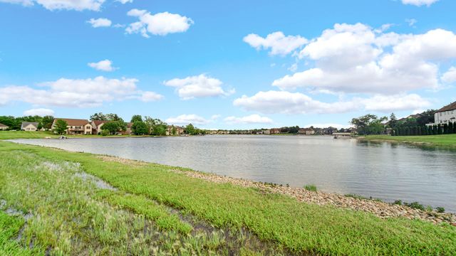 10621 Erie Drive, Crown Point, IN 46307
