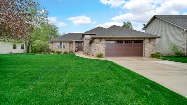 10621 Erie Drive, Crown Point, IN 46307