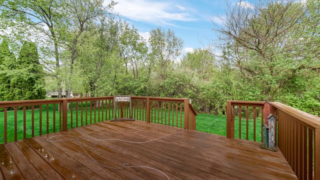 10621 Erie Drive, Crown Point, IN 46307