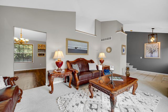 10621 Erie Drive, Crown Point, IN 46307