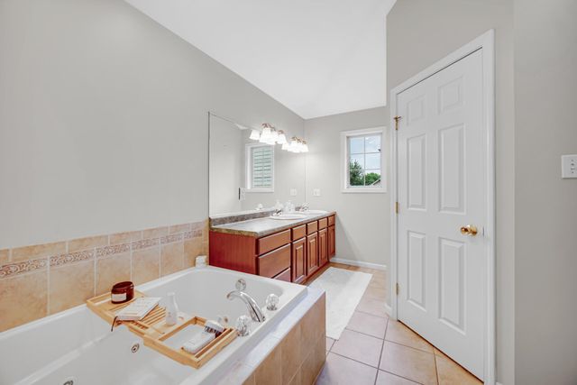 10621 Erie Drive, Crown Point, IN 46307