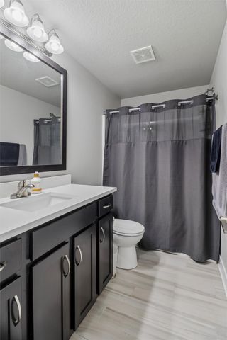 1060 Aaron Court, Adel, IA 50003